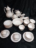 Diamant koffie en thee servies petrus regout, Antiek en Kunst, Antiek | Servies compleet, Ophalen