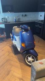 Skr super fris 125 A1, Fietsen en Brommers, Scooters | Piaggio, Tweetakt, Overige modellen, Zo goed als nieuw, 125 cc