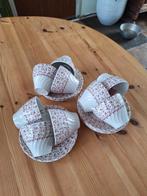 Vintage kop en schotel set - Rose Bouquet, Huis en Inrichting, Gebruikt, Ophalen of Verzenden, Overige stijlen, Kop(pen) en/of Schotel(s)