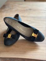 in nette staat, Salvatore Ferragamo ballerina schoen 39, Kleding | Dames, Schoenen, Blauw, Salvatore Ferragamo, Gedragen, Ballerina's