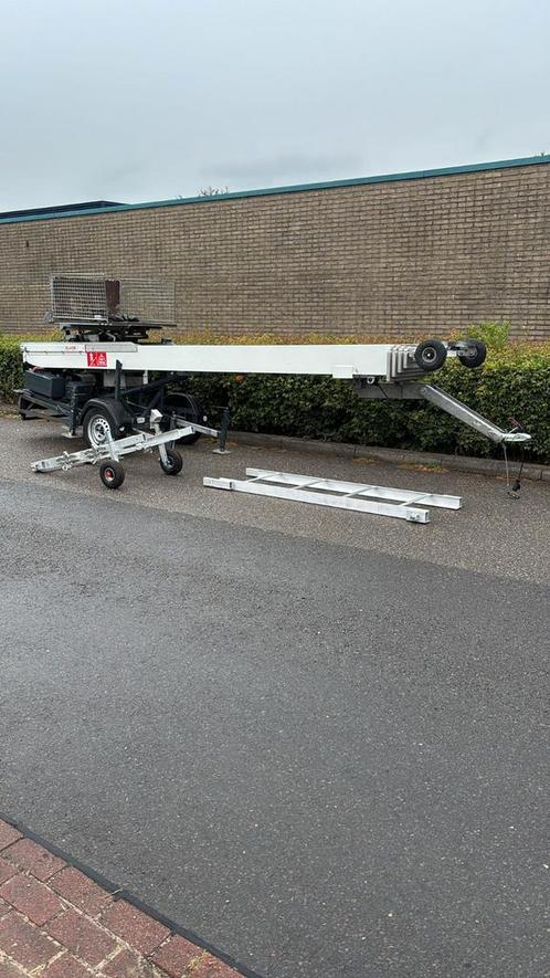 Klaas lift verhuislift daklift 21 Honda moto 197 uur bj 2022, Zakelijke goederen, Machines en Bouw | Liften, Steigers en Ladders