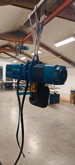 Demag kettingtakel 1000kg, Doe-het-zelf en Verbouw, Ophalen, Zo goed als nieuw