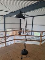 Vloerlamp industriëel, Huis en Inrichting, Lampen | Vloerlampen, Ophalen, Zo goed als nieuw, 150 tot 200 cm