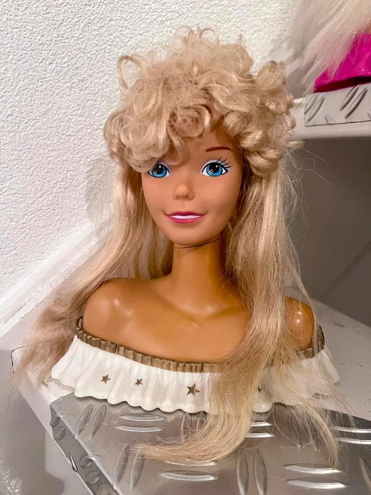 Vintage Hollywood barbie Mattel make up kaphoofd make pretty, Verzamelen, Poppen, Gebruikt, Pop, Ophalen of Verzenden