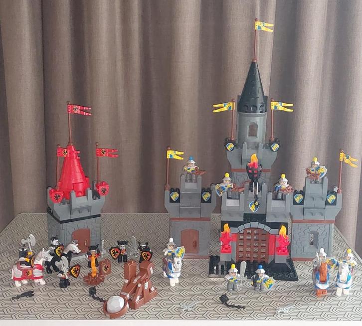 duplo kasteel groot (15 ridders, waarvan 5 te paard), Kinderen en Baby's, Speelgoed | Duplo en Lego, Gebruikt, Duplo, Ophalen of Verzenden