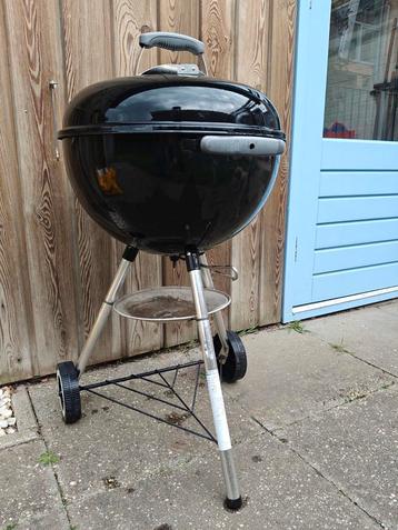 weber kettle 47cm beschikbaar voor biedingen