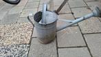 Gietijzeren Bloemgieter - Vintage bodem staat beetje bol, Tuin en Terras, Gieters, Ophalen, Gebruikt, IJzer