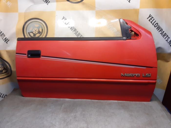 Portier 2Deurs rechts van een Suzuki Swift, Auto-onderdelen, Carrosserie en Plaatwerk, Deur, Suzuki, Gebruikt, 3 maanden garantie