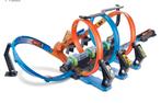 Hot wheels looping racebaan incl 6 autos, Kinderen en Baby's, Speelgoed | Racebanen, Ophalen, Zo goed als nieuw, Elektrisch, Hot Wheels