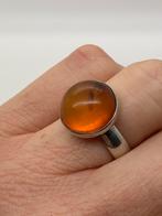 R533 Prachtige zilveren ring barnsteen maat 17, Ophalen of Verzenden, 17 tot 18, Nvt, Met edelsteen