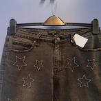 Nikkie grijs zwarte jeans + zilveren sterren wijd mt M 39691, Kleding | Dames, Spijkerbroeken en Jeans, Grijs, W30 - W32 (confectie 38/40)