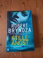 Robert Bryndza - Stille angst, Boeken, Ophalen of Verzenden, Zo goed als nieuw, Robert Bryndza