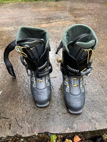 Ski schoenen maat 44 beschikbaar voor biedingen