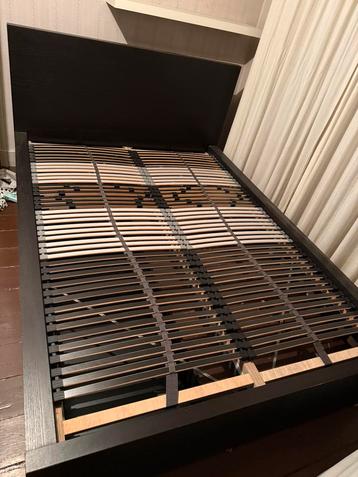 Ikea Malm bed 140x 200 incl 2 lades