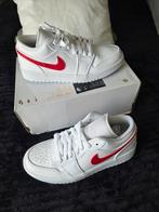 Nike air jordan 1 low maat 39 nieuw, Ophalen, Nieuw, Sneakers of Gympen