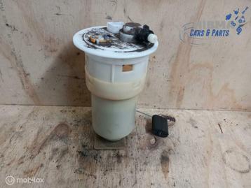 Toyota Yaris I 1.3 16v Brandstofpomp 77020-0D010 1999 - 2005 beschikbaar voor biedingen