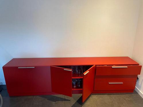 Pastoe dressoir rood design 270cm breed, Huis en Inrichting, Kasten | Dressoirs, 200 cm of meer, 25 tot 50 cm, Ophalen