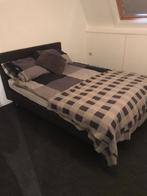 Bed 140x200 cm inclusief topper, Ophalen, 140 cm, Zo goed als nieuw, Twijfelaar