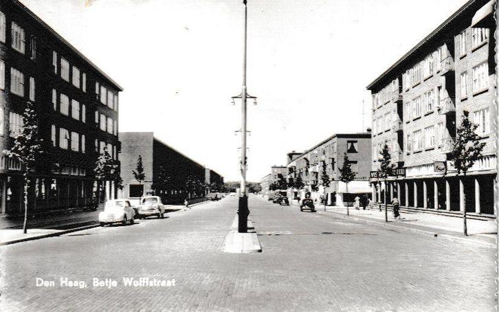 DEN HAAG - BETJE WOLFFSTRAAT, Verzamelen, Ansichtkaarten | Nederland, Ongelopen, Zuid-Holland, Ophalen of Verzenden