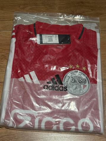 Nieuw ajax tenue 2025/2026 tekoop beschikbaar voor biedingen