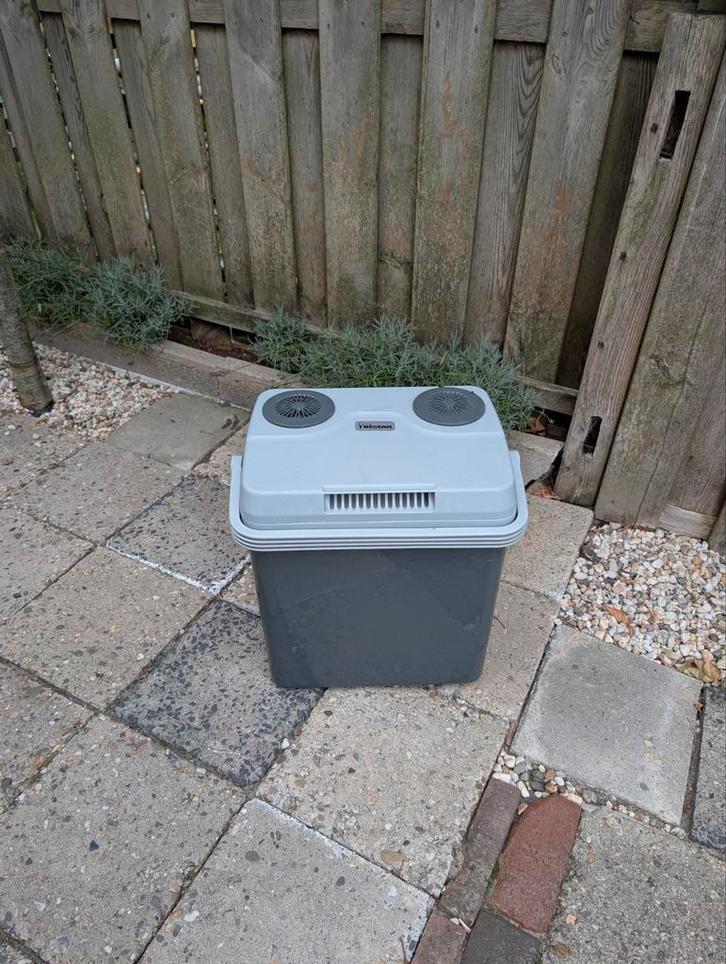 TriStar koelbox KB7532 230V/12V, Caravans en Kamperen, Koelboxen, Zo goed als nieuw, Koelbox, Elektrisch, Ophalen
