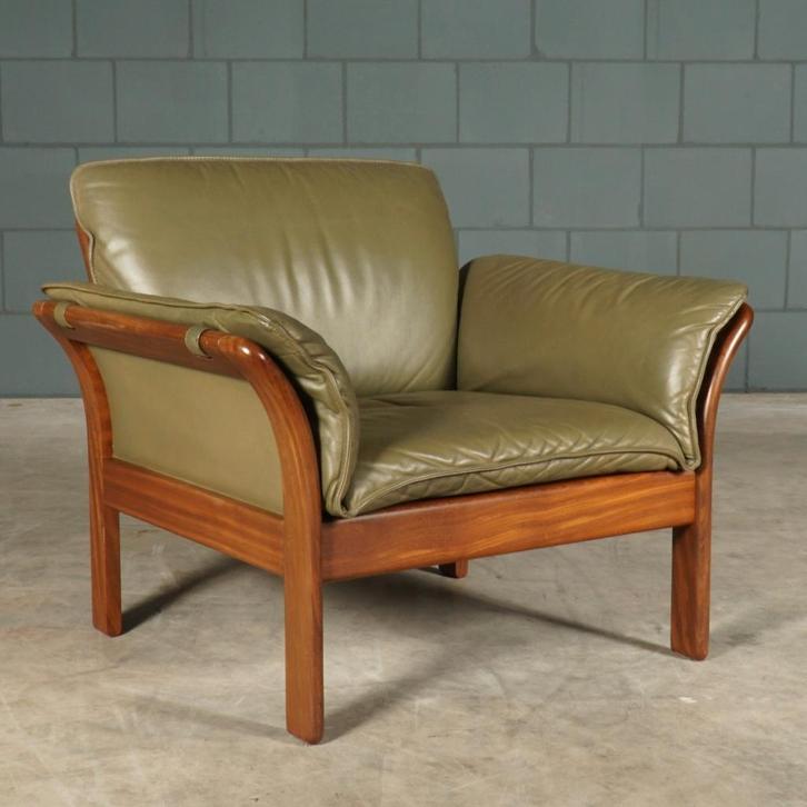 Vintage fauteuil ‘Scala’- Dreipunkt International -jaren 80, Huis en Inrichting, Fauteuils, Zo goed als nieuw, Hout, Leer, 50 tot 75 cm