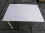 Kinder of peuter kleuter tafel wit metaal, Kinderen en Baby's, Kinderkamer | Tafels en Stoelen, Ophalen, Zo goed als nieuw