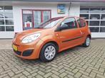 Renault Twingo 1.1 AIRCO / ZEER MOOI / APK 04-2026!, Voorwielaandrijving, Twingo, Gebruikt, Bedrijf