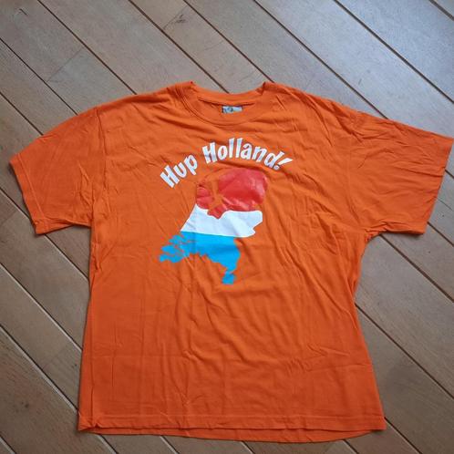 T- shirt oranje met Hup Holland Hup maat M, Hobby en Vrije tijd, Feestartikelen, Nieuw, Oranje of Koningsdag, Ophalen of Verzenden