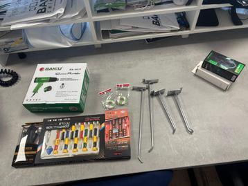 verschillende accessoires telefoon reparatie beschikbaar voor biedingen