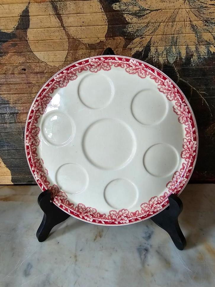 Onderbord eierdopjes boerenhoeve rood, Antiek en Kunst, Antiek | Servies los, Ophalen of Verzenden