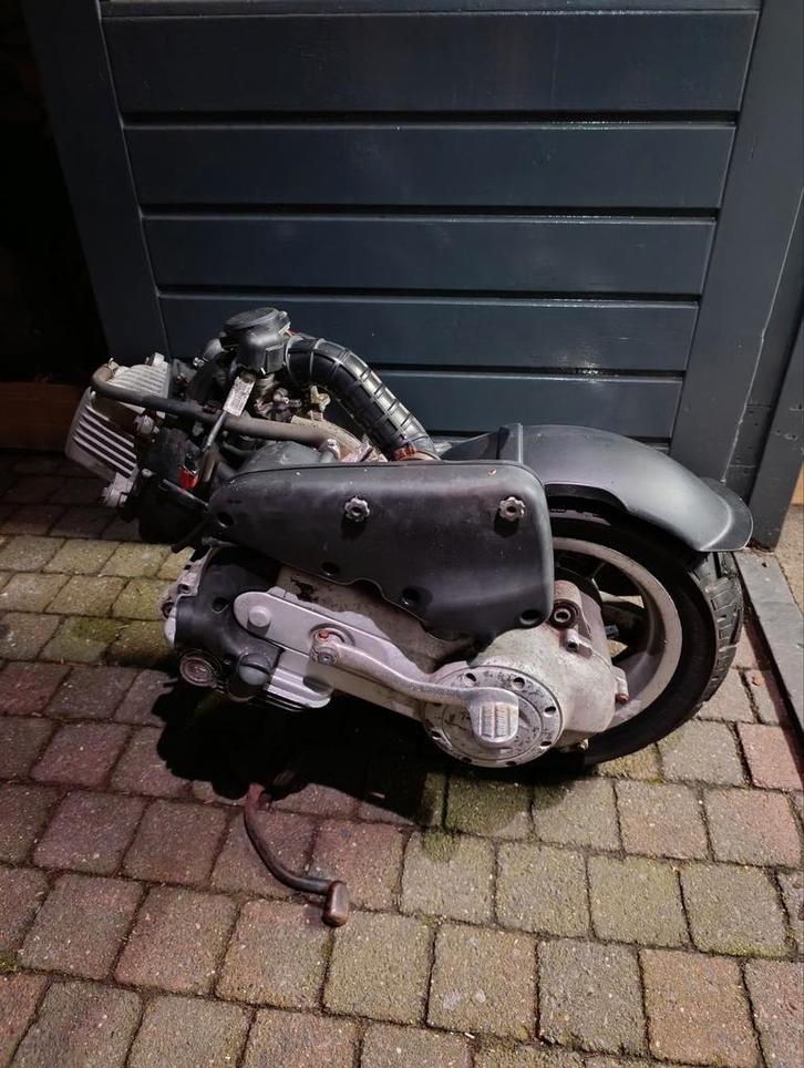 Vespa lx 50cc 4t 2v motorblok compleet!, Fietsen en Brommers, Brommeronderdelen | Scooters, Gebruikt, Piaggio, Blok, Ophalen