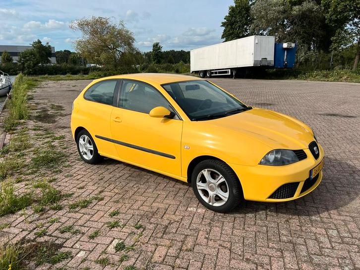 Kanarie Gele Seat Ibiza 1.4 16V LPG G3 3DRS Airco Cruise NAP, Auto's, Seat, Particulier, Ibiza, ABS, Airbags, Airconditioning