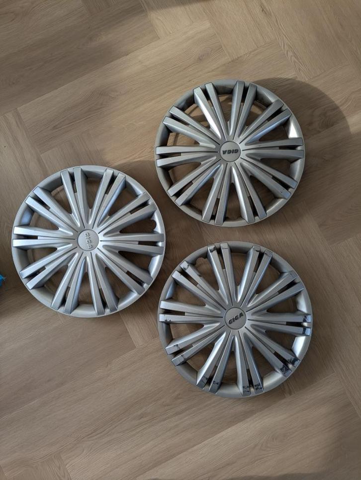 Giga Wieldoppen 15inch 3st., Auto diversen, Wieldoppen, Zo goed als nieuw, Ophalen of Verzenden