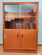 Vintage apothekerskast - retro kast vitrinekast teak 60, Huis en Inrichting, Kasten | Vitrinekasten, Ophalen, Met deur(en), Vintage retro design midcentury