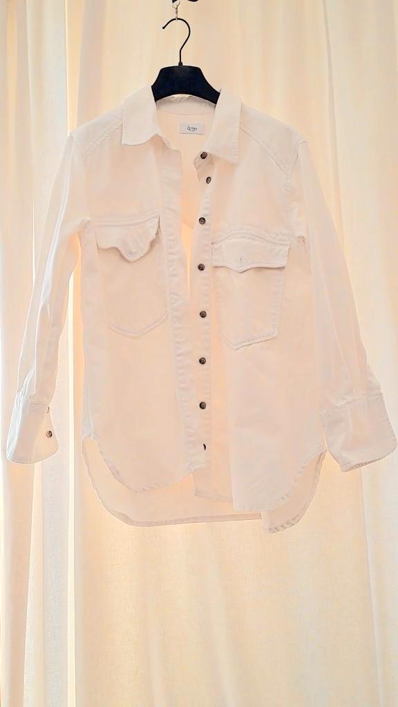 ÂME ANTWERP oversized denim shirt Fun – off-white – maat 36, Kleding | Dames, Blouses en Tunieken, Zo goed als nieuw, Maat 36 (S)