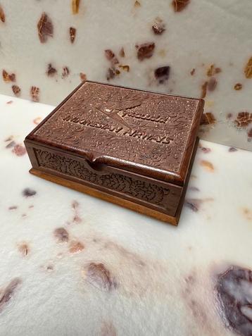 ️Antiek Houten Kistje Van Garuda Indonesian Airlines️ beschikbaar voor biedingen