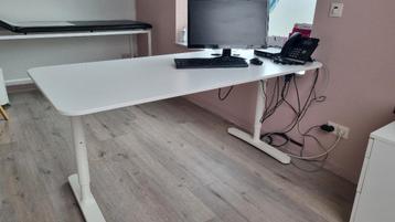 wit bureau ikea bekant (2 stuks) - afbeelding 1