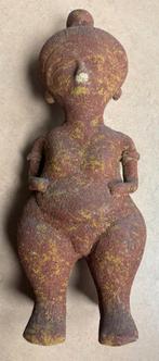 Terracotta vrouwenfiguur, precolumbiaanse stijl, Antiek en Kunst, Ophalen of Verzenden