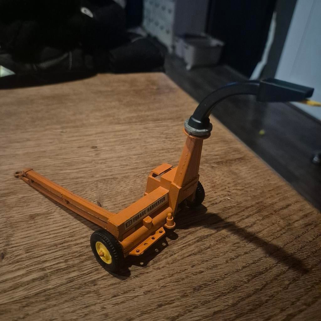 Britain s farm, Verzenden, Auto