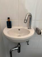 Fontein toilet, met kraan en sifon., Ophalen, Gebruikt, Toilet