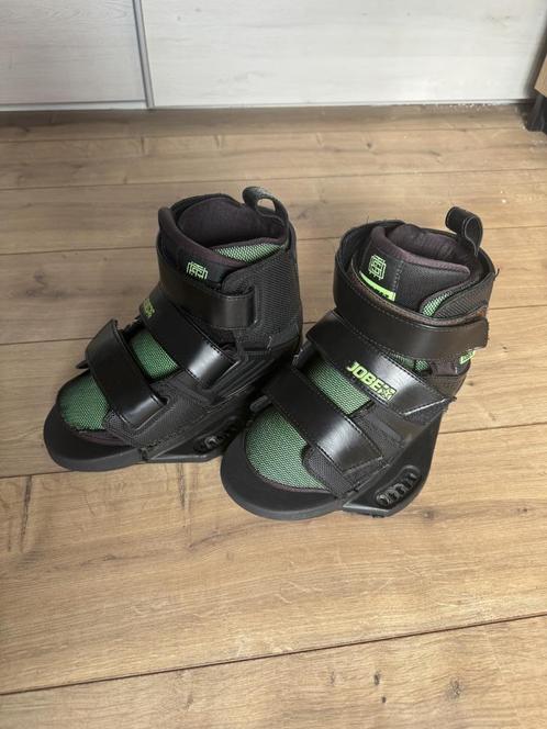 Jobe Host bindingen open teen, maat 40-44, inc. M6 schroeven, Watersport en Boten, Accessoires en Onderhoud, Gebruikt, Overige typen