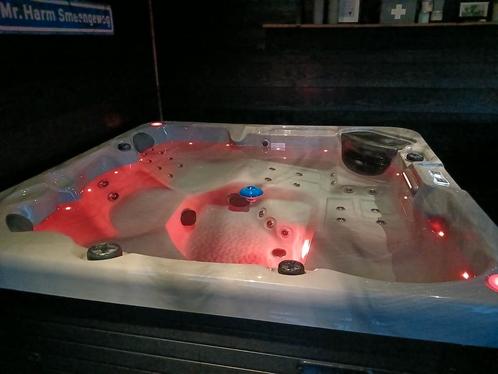 Jacuzzi balboa verona limited S, Tuin en Terras, Bubbelbaden en Hottubs, Zo goed als nieuw, Pomp, Ophalen