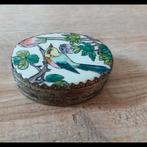 Oud porseleinen doosje met vogel (spiegeltje), Ophalen of Verzenden