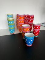 28 kleine mokken oilily, Huis en Inrichting, Keuken | Servies, Ophalen of Verzenden, Zo goed als nieuw, Overige stijlen, Kop(pen) en/of Schotel(s)