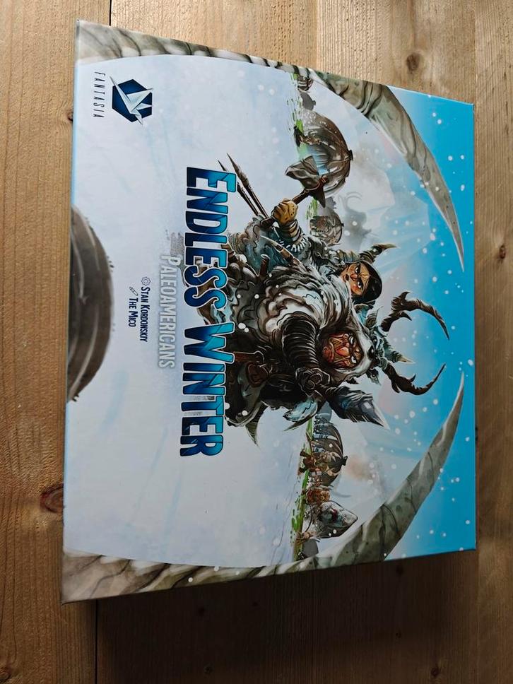 Endless Winter, Hobby en Vrije tijd, Gezelschapsspellen | Bordspellen, Zo goed als nieuw, Ophalen of Verzenden