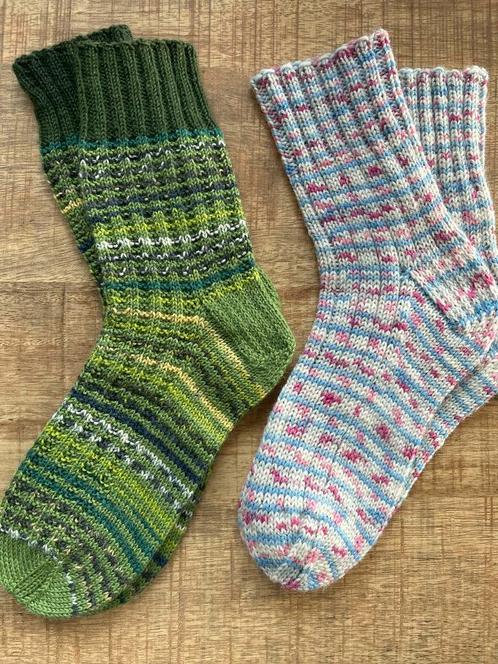Wollen Sokken - Handgebreid - Maat 35, Kleding | Dames, Sokken en Kousen, Nieuw, Sokken en Kniesokken, Maat 35 t/m 38, Overige kleuren