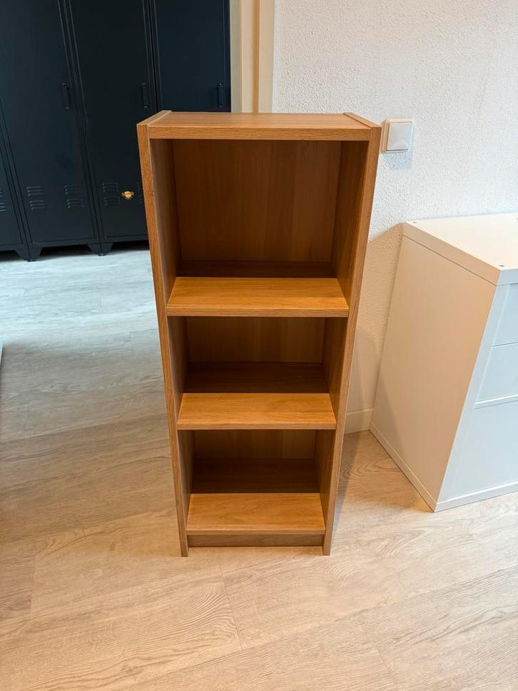 Billy Boekenkast, eiken kleur, 40x28x106 cm, Huis en Inrichting, Kasten | Boekenkasten, Zo goed als nieuw, 50 tot 100 cm, 200 cm of meer