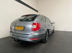 Skoda Superb Combi 1.8 TSI Elegance (bj 2011, automaat), Auto's, Skoda, Euro 5, 4 cilinders, 700 kg, 160 pk