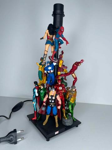 Superhelden Tafellamp Kinderkamer beschikbaar voor biedingen